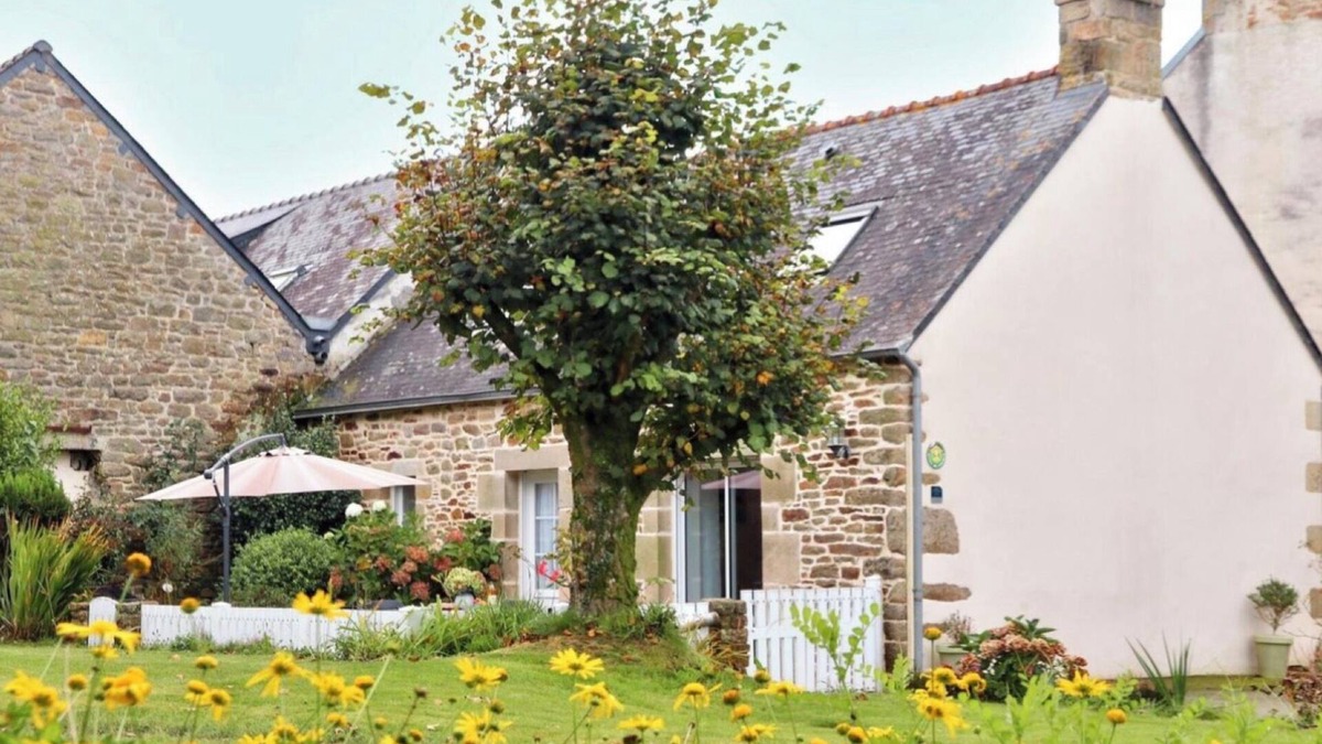 Quemeneven House | Gîte de kerouzaillet 4 personnes