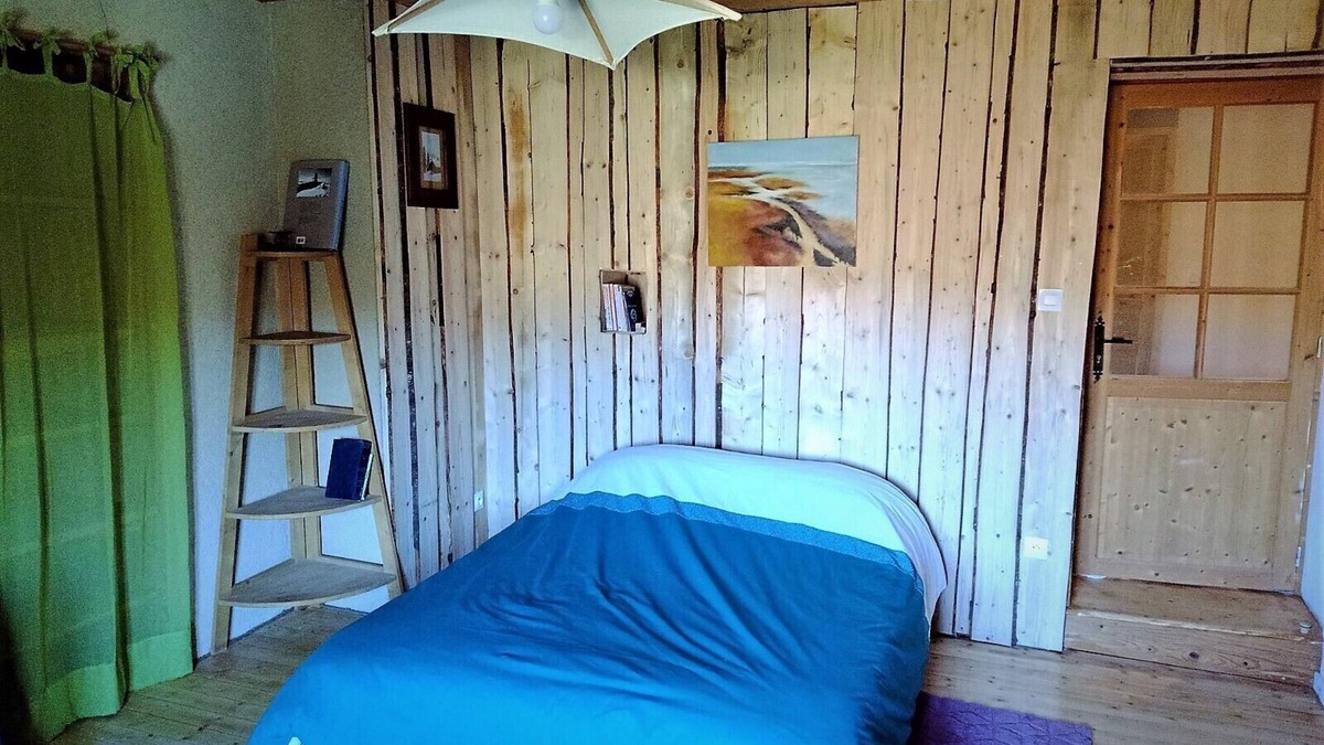 Rosay House | Gîte de l'Arbre-Lune, Jura craftsmanship