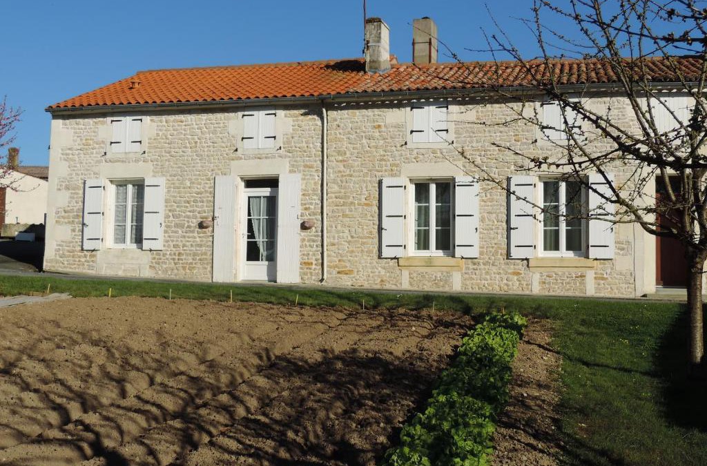 Puy-du-Lac House | Gîte de l'Aubrée 17