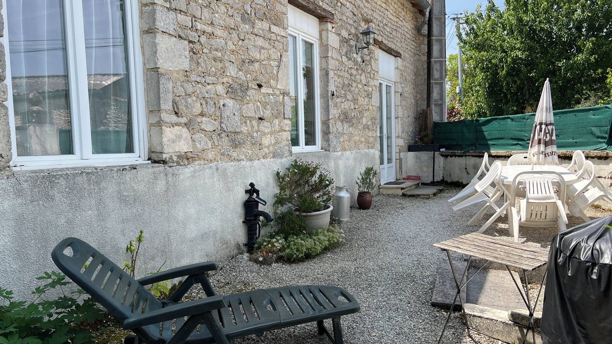 Genac-Bignac House | Gîte de L'hortensia, Maison de Campagne