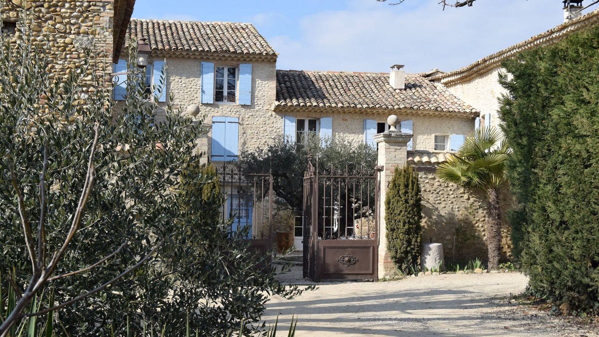 Valensole Cottage | Gîte de l'Olivier-La Roseraie du Val'ensoleillé