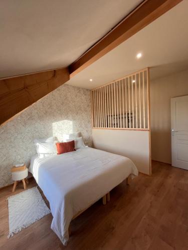 Nanteau-sur-Essonne Apartment | Gîte de l'Orme L'Horizon