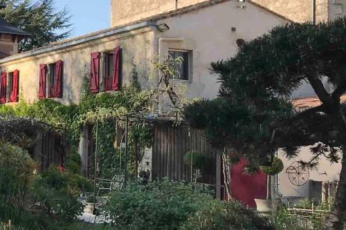 Coulonges-sur-l'Autize House | Gîte de la Villa André