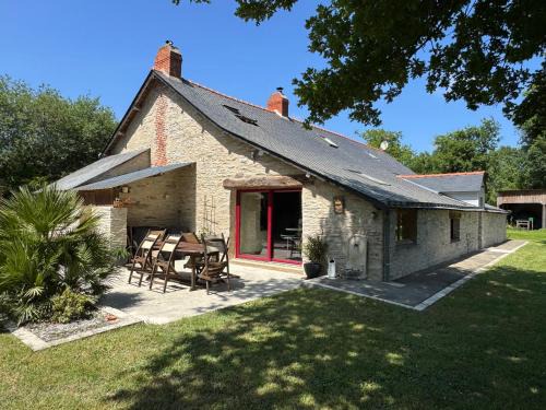 Plesse House | Gîte de la Haie des Bois - 8P