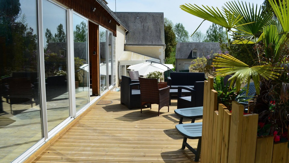 Nazelles-Negron House | Gîte de la Merluchette with indoor swimming pool - 4 stars
