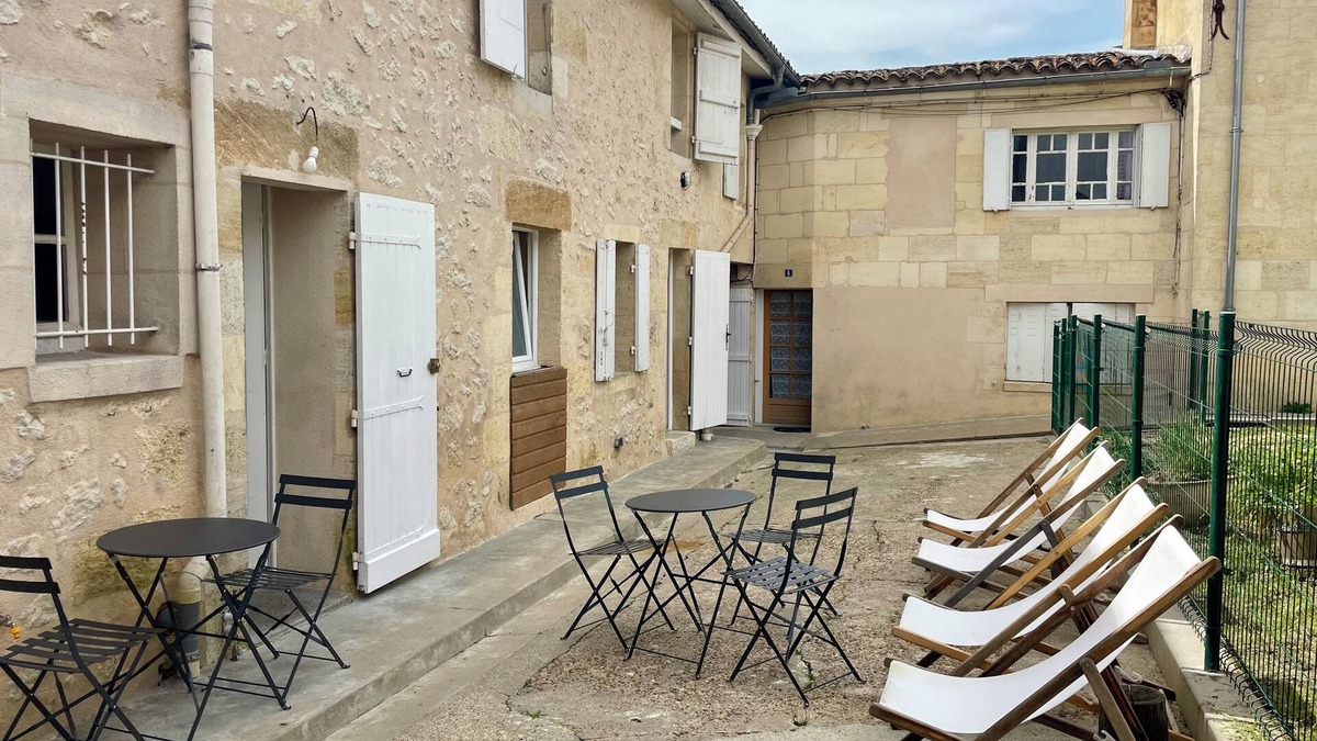 Targon House | Gîte de la place