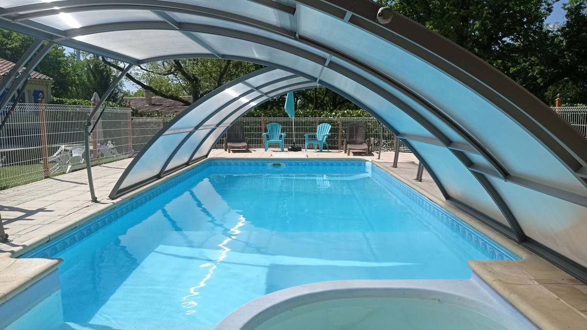 Limogne-en-Quercy House | Gîte de Lescurou Emeraude Cottage 4 Guests–Pool, Garden & Peaceful Family Escape