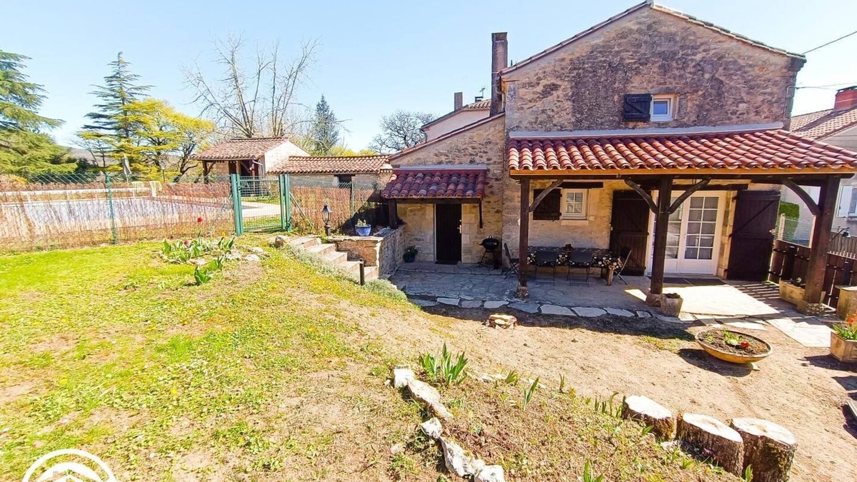 Valroufie House | Gîte de Merle Castel - BELLEFONT LA RAUZE