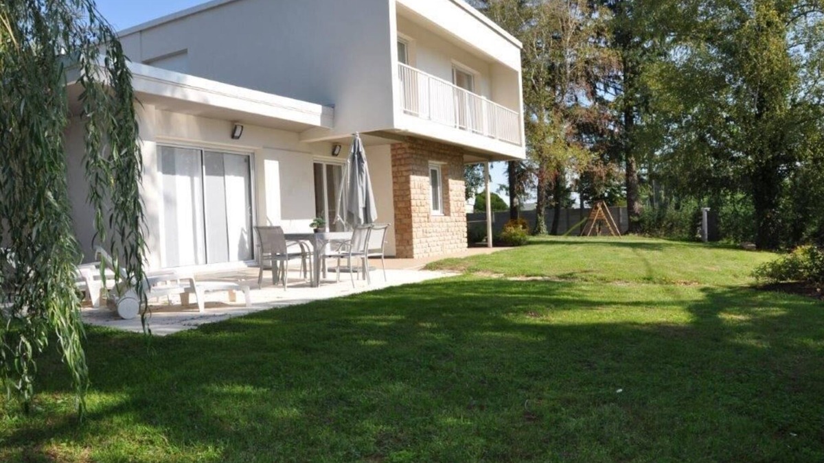 Cuisery House | Gîte des Ecureuils - CUISERY