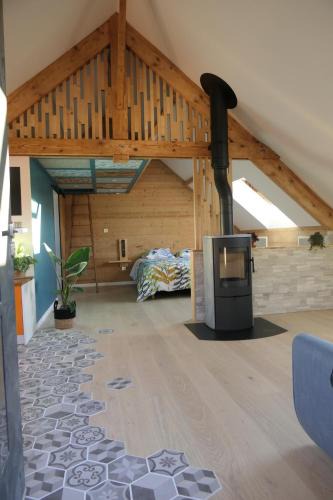 Boussy Apartment | Gîte des Vernet - Loft chaleureux entre lacs et montagnes