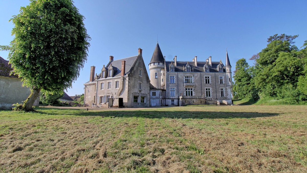Farges-Allichamps Other | Gîte du chateau de Farge-Allichamps
