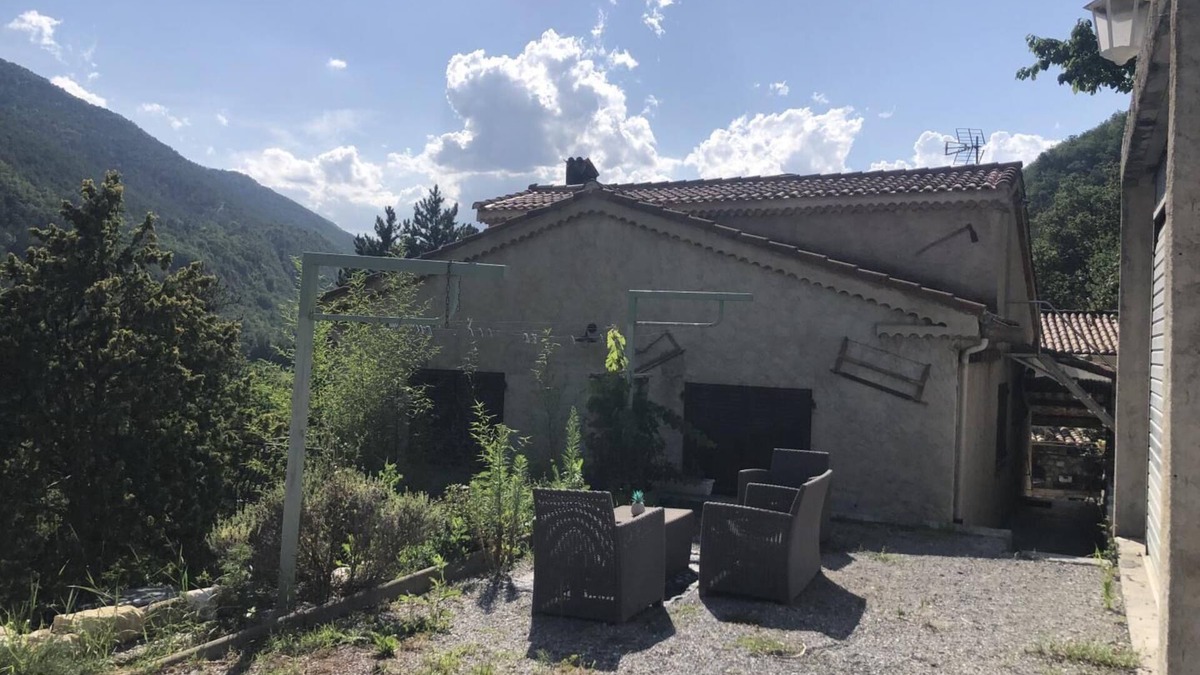 Puget-Theniers House | Gîte du Grand Braquet - PUGET-THENIERS