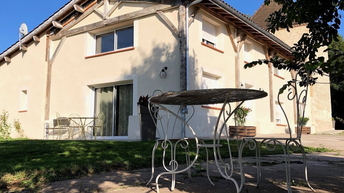 Le Temple-sur-Lot House | Gîte du Lot - Dovecote
