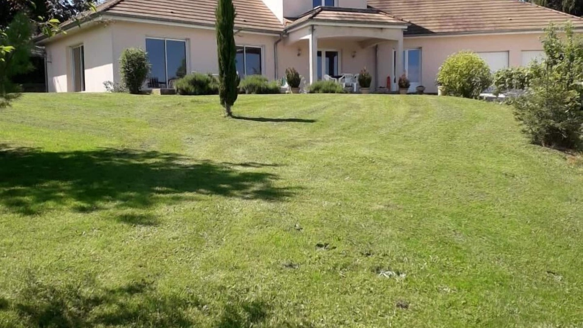 Charette House | Gîte du Mottet - CHARETTE VARENNES