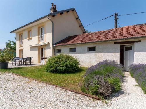 Jussey House | Gîte du Pêcheur isolé avec grande capacité près de la Saône - FR-1-583-451