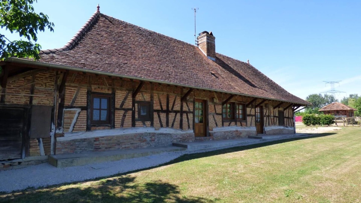 Saint Usuge House | Gîte du Pont des Varnay