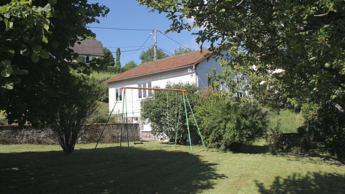 Mauriac House | Gîte du Pont Vert in Mauriac