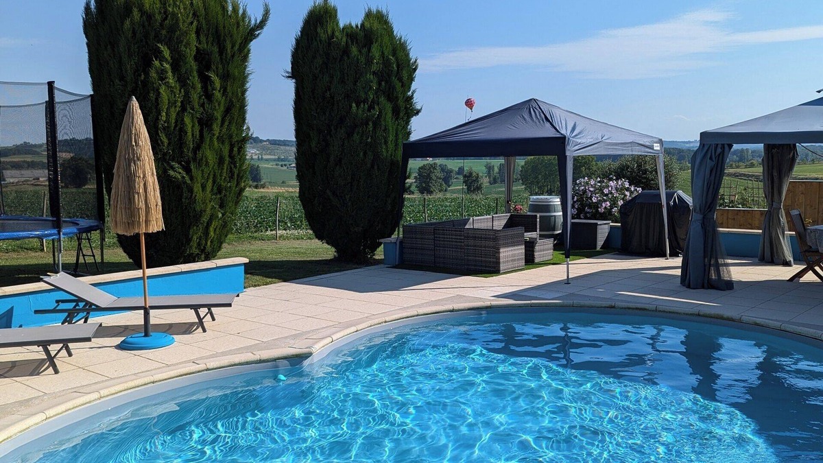 Coulx House | Gîte du Silence - Stylish gîte in beautiful French countryside