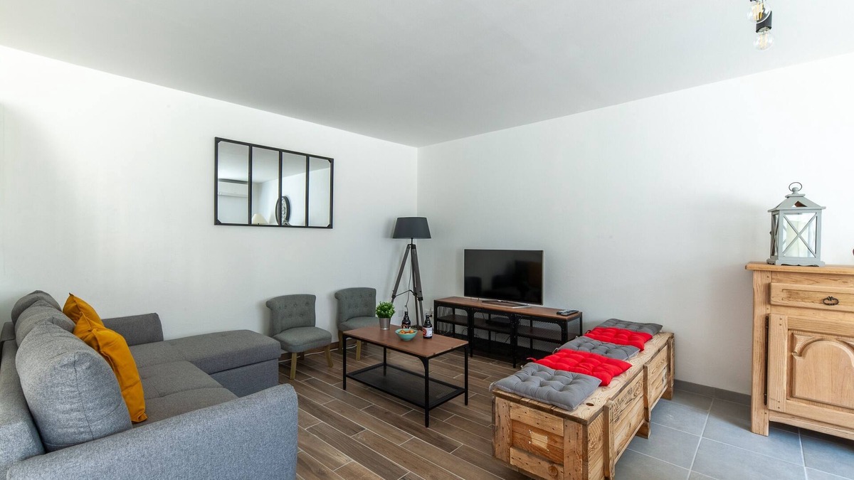 Houesville House | Gîte du Tilleul - Maison climatisée pour 8 voyageurs