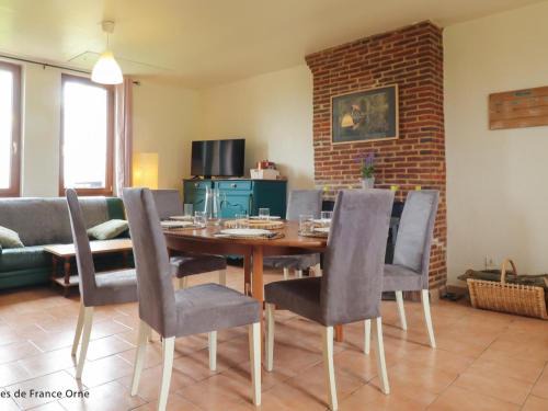 La Trinite-des-Laitiers House | Gîte en pleine nature avec animaux admis, proche de la forêt - FR-1-497-227