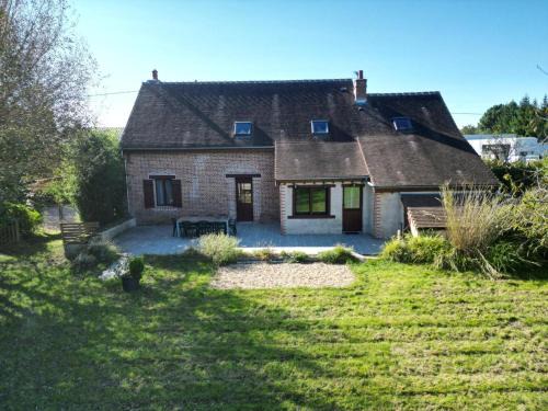 Neung-sur-Beuvron House | Gîte en Sologne avec jardin clos, animaux admis, parking et internet - FR-1-491-454