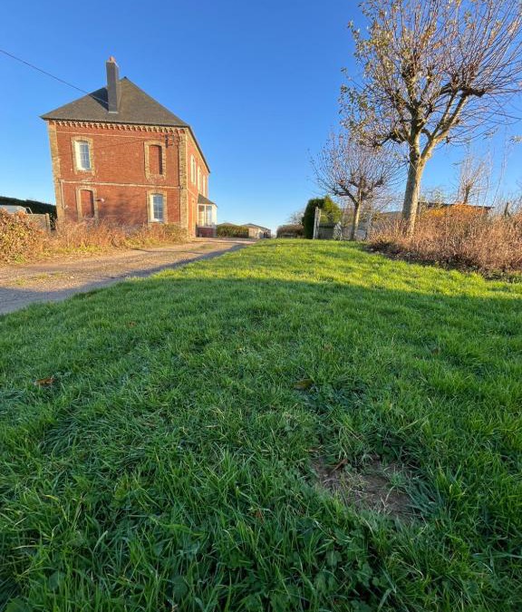 Angerville-l'Orcher House | Gîte familial à la ferme des Hellandes