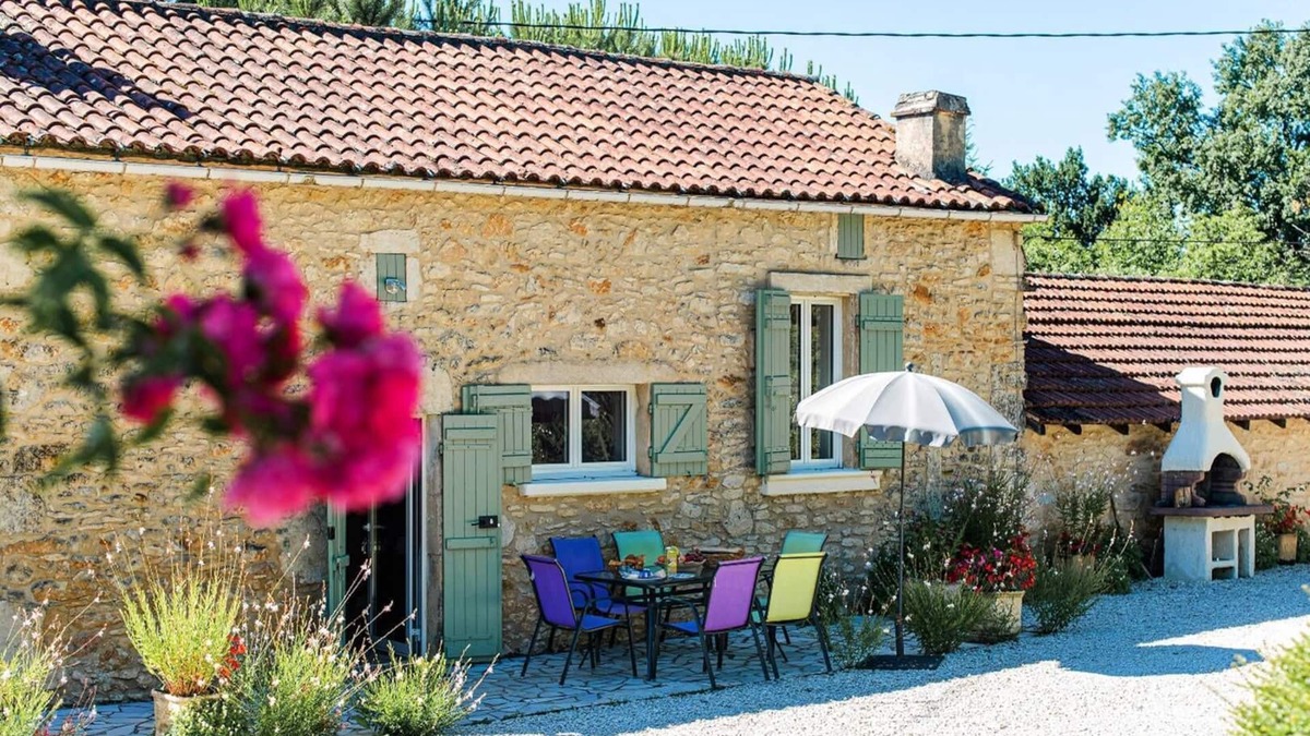 Blanquefort-sur-Briolance House | Gîte Le Cayroux avec piscine - proche Dordogne