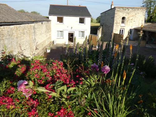 Saint-Leger-de-Montbrillais House | Gîte Val de Loire L'instant famille