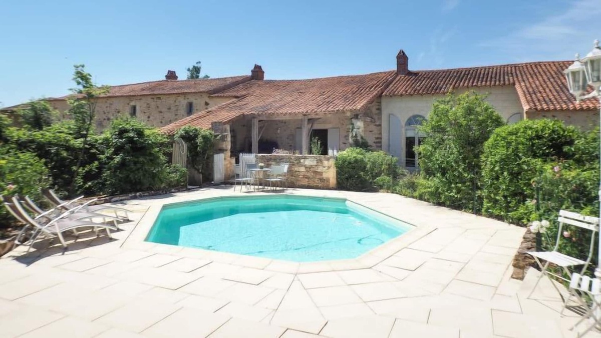 Saint-Laurent-de-la-Salle House | Gîte de l'Orangerie by Interhome