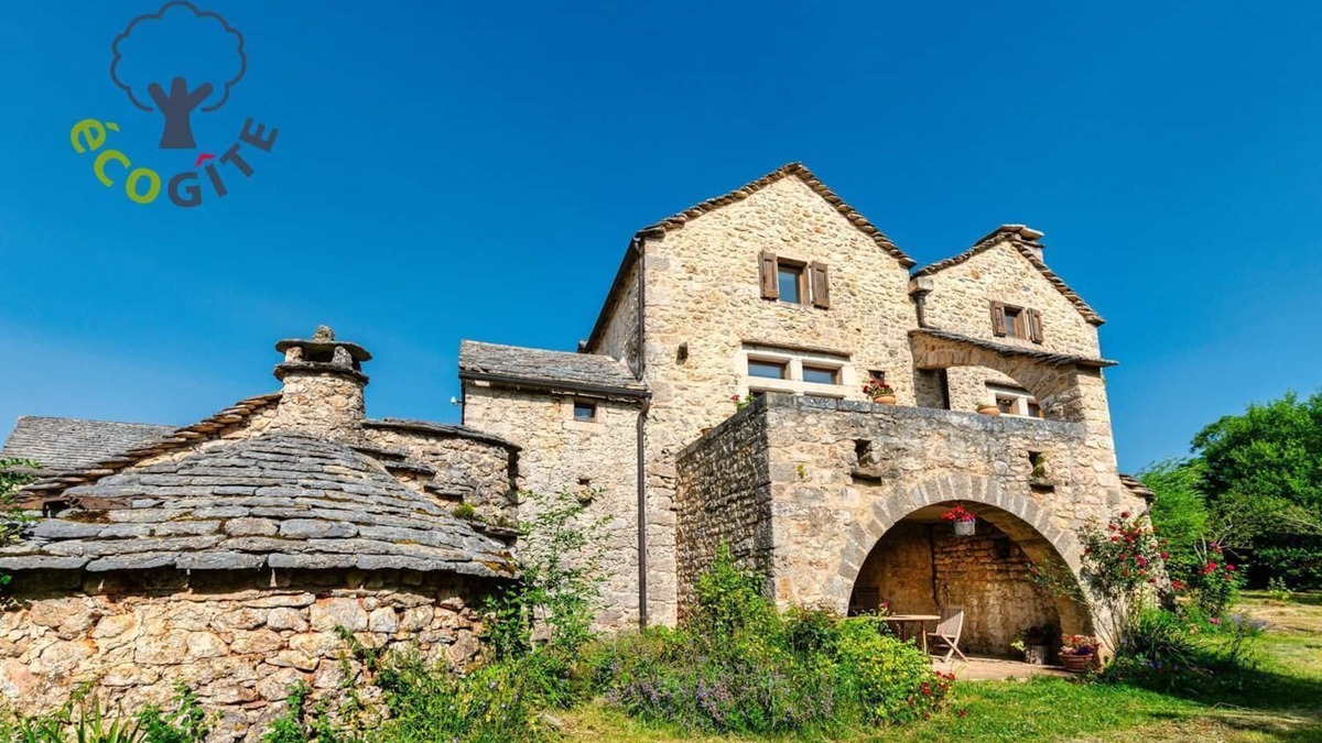 Saint-Pierre-des-Tripiers House | Gîte le Peyrou 2/3 persons in La Viale