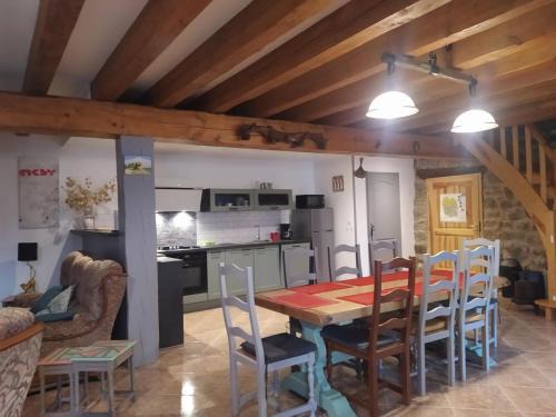 Grandrieu House | Gîte Gîte du Cantou 6/7 personnes