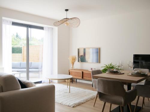Bourgbarre House | Gîte Il était une fois SPA privatif