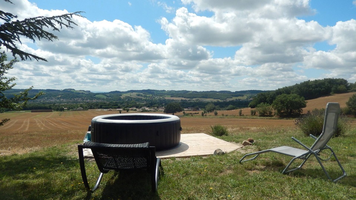Puybegon Cottage | Gîte Indépendant à la Campagne Avec SPA