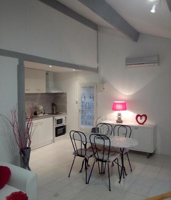 Sarrians Apartment | Gîte Jeannine