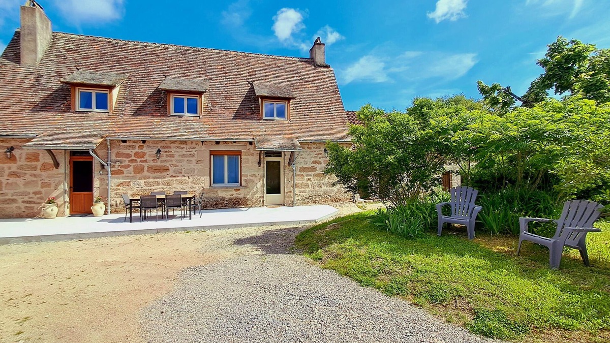 Aynac House | Gîte "L'Oustal Néou" in Aynac