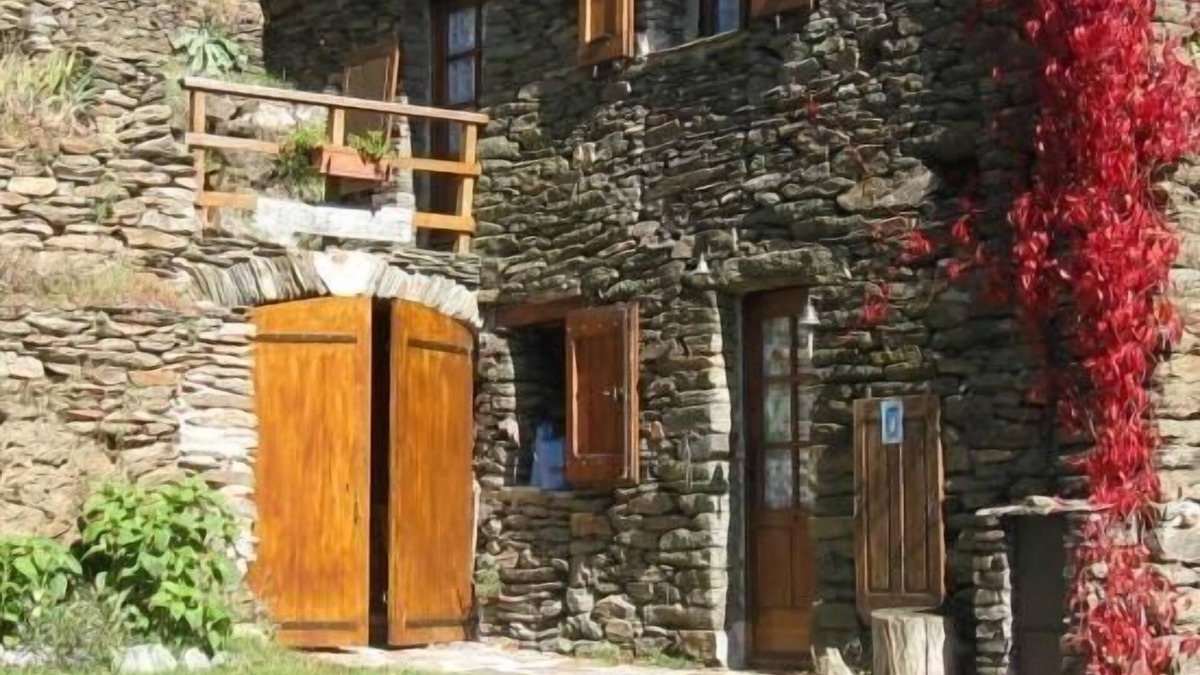 Cassagnas Cottage | Gîte La Cigale and La Fourmi for 4 people