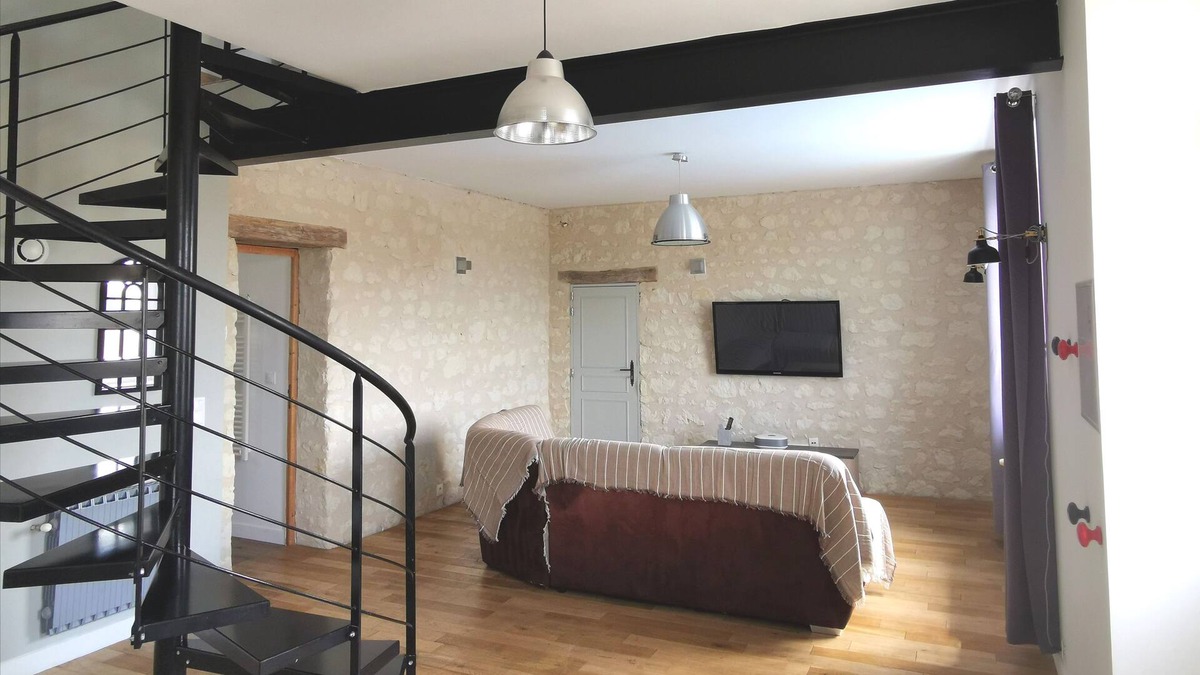 Cravant-les-Coteaux House | Gîte la P'tite Barrique (Pets accepted)