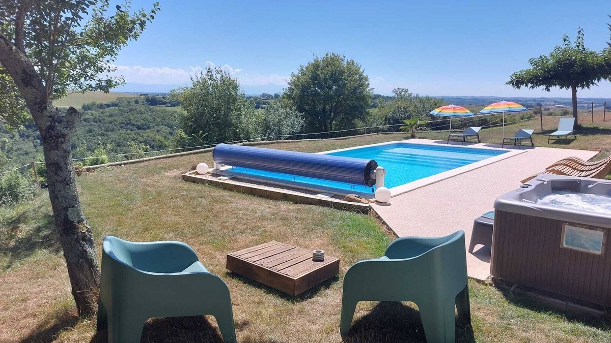 Saint-Frajou Apartment | Gîte le Figuier domaine cap de coste