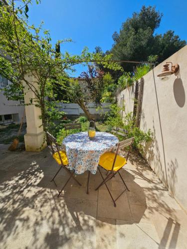 Chateauneuf-les-Martigues House | Gîte le Félibre