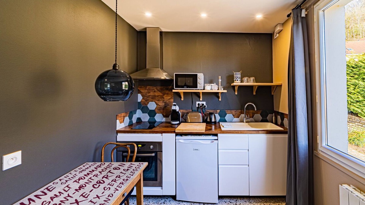 Saint-Romain Apartment | Gîte "Le Minéral" - 2 pers - 3* - 10 min from Beaune