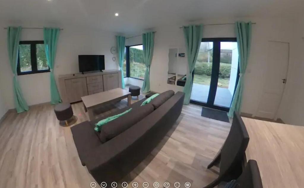 Poix-Terron House | Gîte Le Pixien D 4 à 6 personnes 15 min Charleville