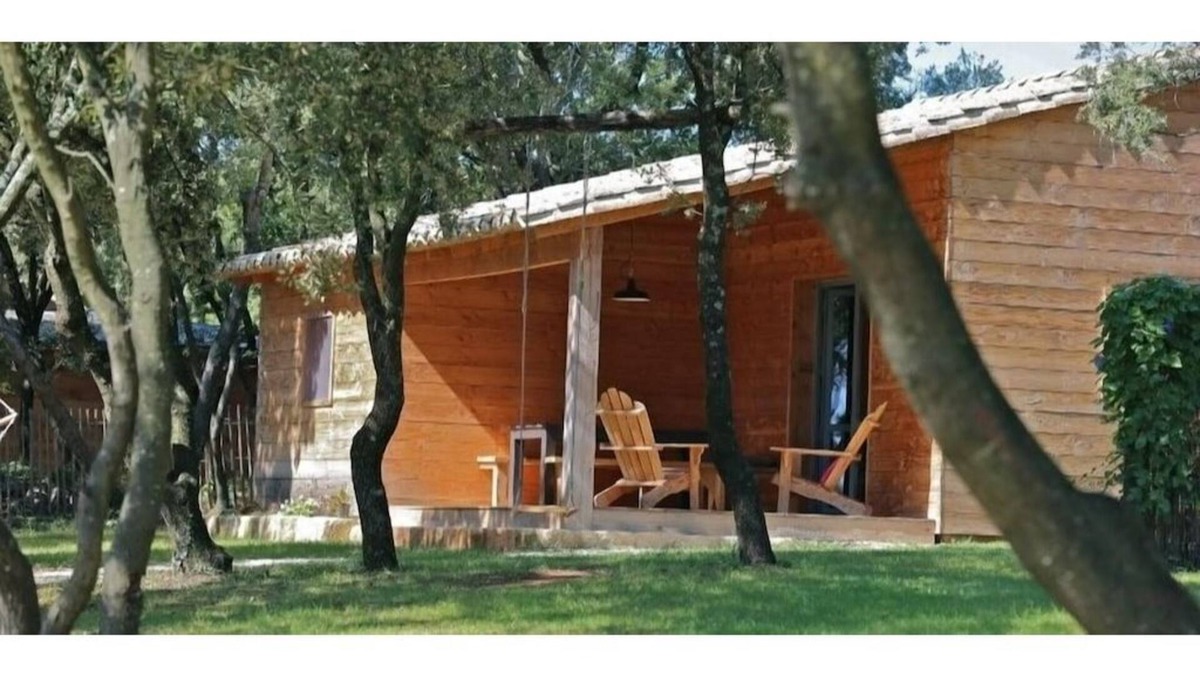 Asperes Cabin | Gîte les cabanes de Carelle "L'Arbousier