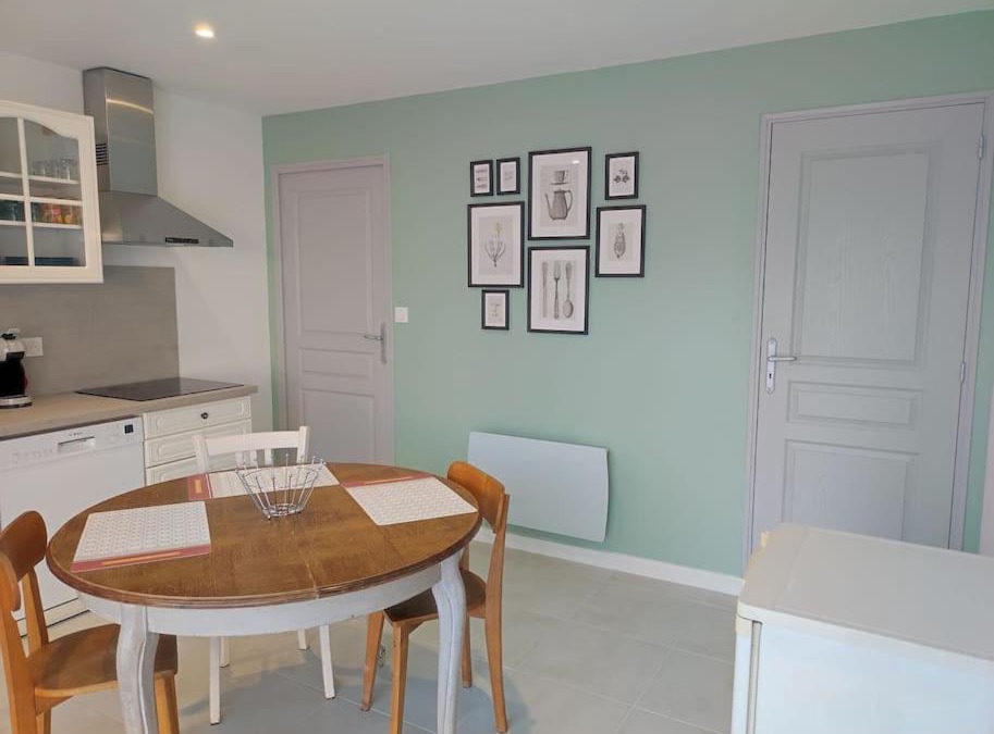 Saint-Claude-de-Diray House | Gîte Les Deux Ailes