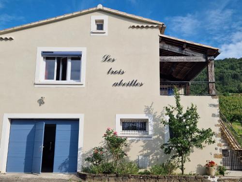 Besignan Apartment | Gîte les trois abeilles