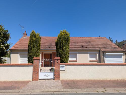 Villemandeur House | Gîte paisible à Villemandeur avec jardin, près de Montargis - FR-1-590-579