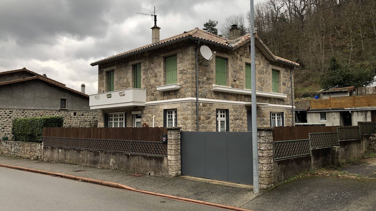 Mariac House | Gîte Pour Détente ou Sportif Village Typique, Épicerie Bar. .animaux non Accepté