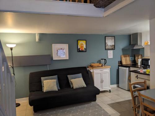Buzet-sur-Baise Apartment | Gîte proche canal La Conserverie