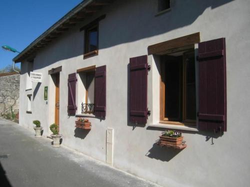 Tonnoy House | Gîte rénové avec terrasse près de Nancy - Calme et charme garanti - FR-1-584-35