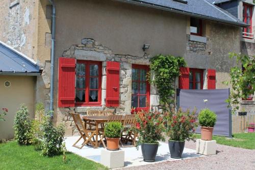 Ouroux-en-Morvan House | Gîte Savauldetour