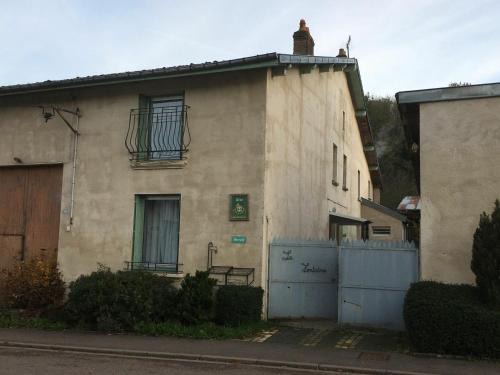 Flainval House | Gîte spacieux au calme avec jardin, ping-pong, proche de Nancy/Lunéville, idéal famille et pro - FR-1-584-37